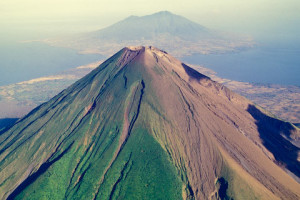 O belíssimo vulcão Concepción, Nicarágua. Foto Margi Moss