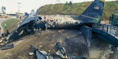 Acidente de avião da Força Aérea dos EUA que saiu da pista de Tegucigalpa.